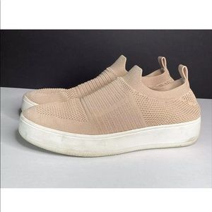 STEVE MADDEN Beale Sneakers Sz 7 Blush Nude Knit